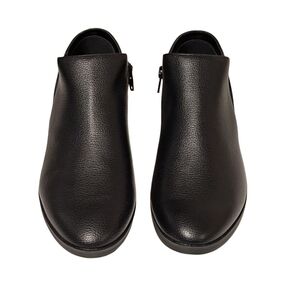 Kensie Black Pebbled Leather Ankle Booties with Side Zip